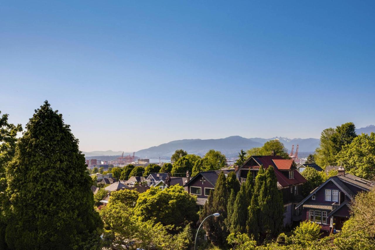 The Ivy On Parker Guest House Vancouver Bagian luar foto