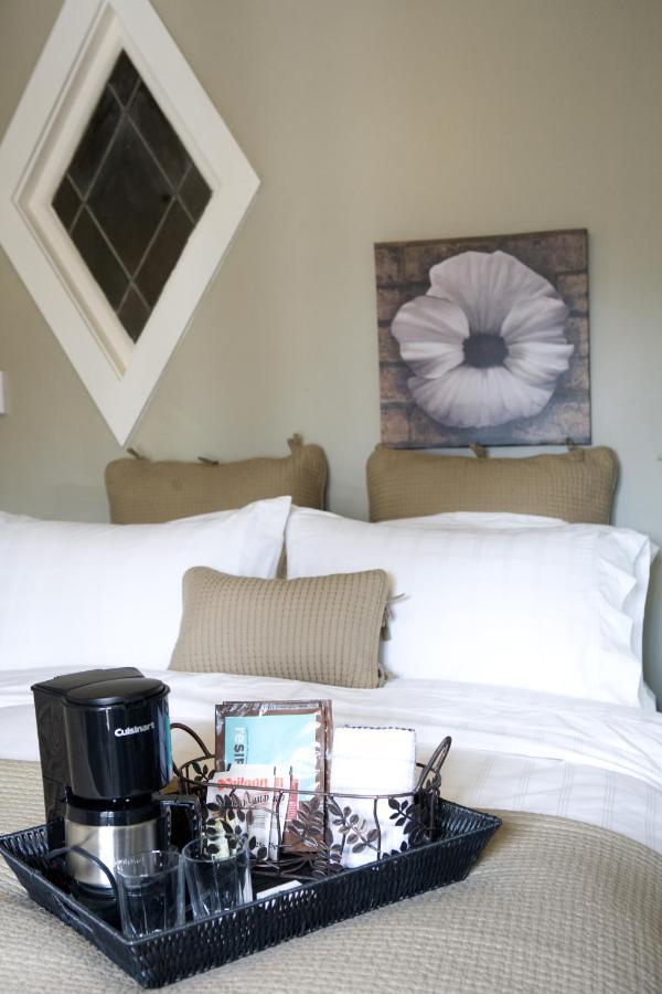 The Ivy On Parker Guest House Vancouver Bagian luar foto