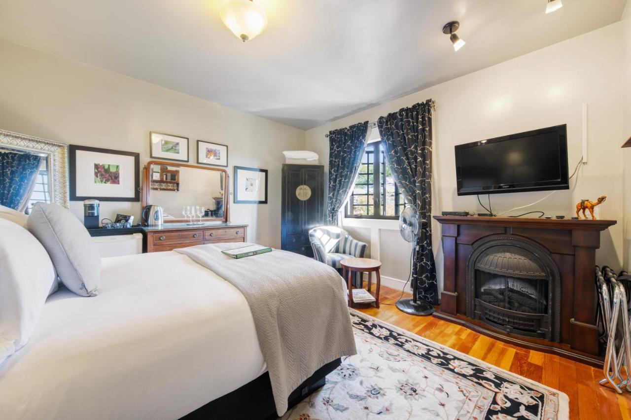 The Ivy On Parker Guest House Vancouver Bagian luar foto